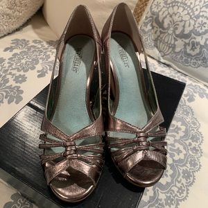 Seychelles Wedge Sandal Heels